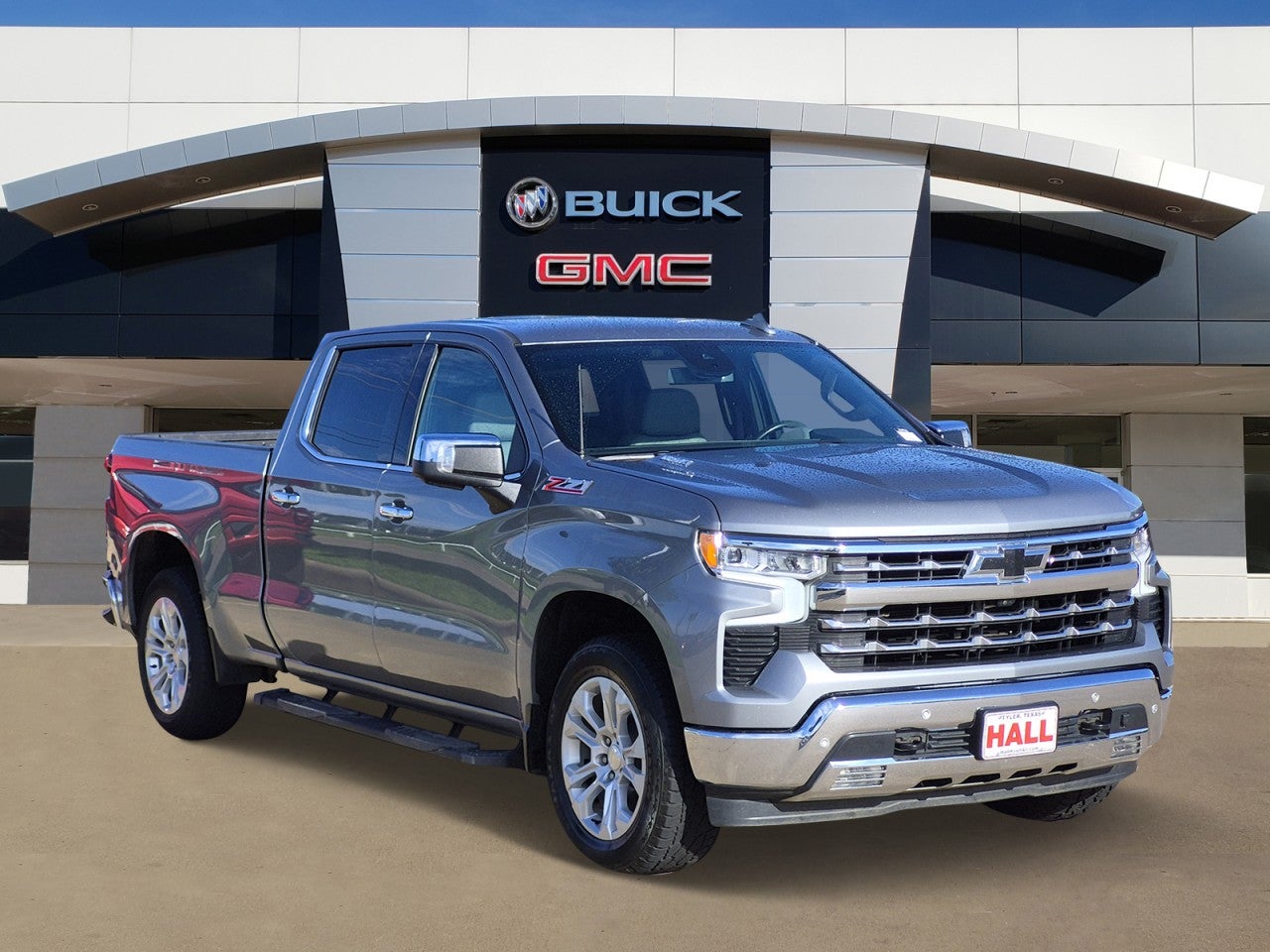  2023 Chevrolet Silverado 1500 LTZ Crew Cab 4WD   