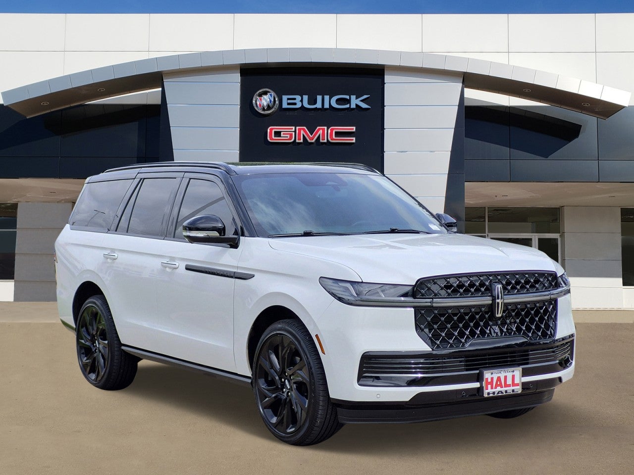 White 2025 Lincoln Navigator SUV / Crossover Four-Wheel Drive Automatic