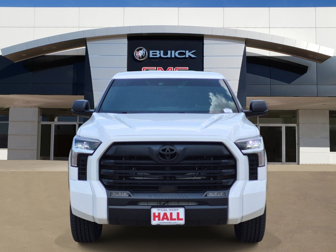 View vehicle photo 2