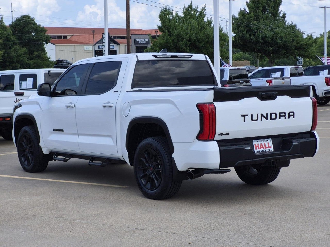 View vehicle photo 4