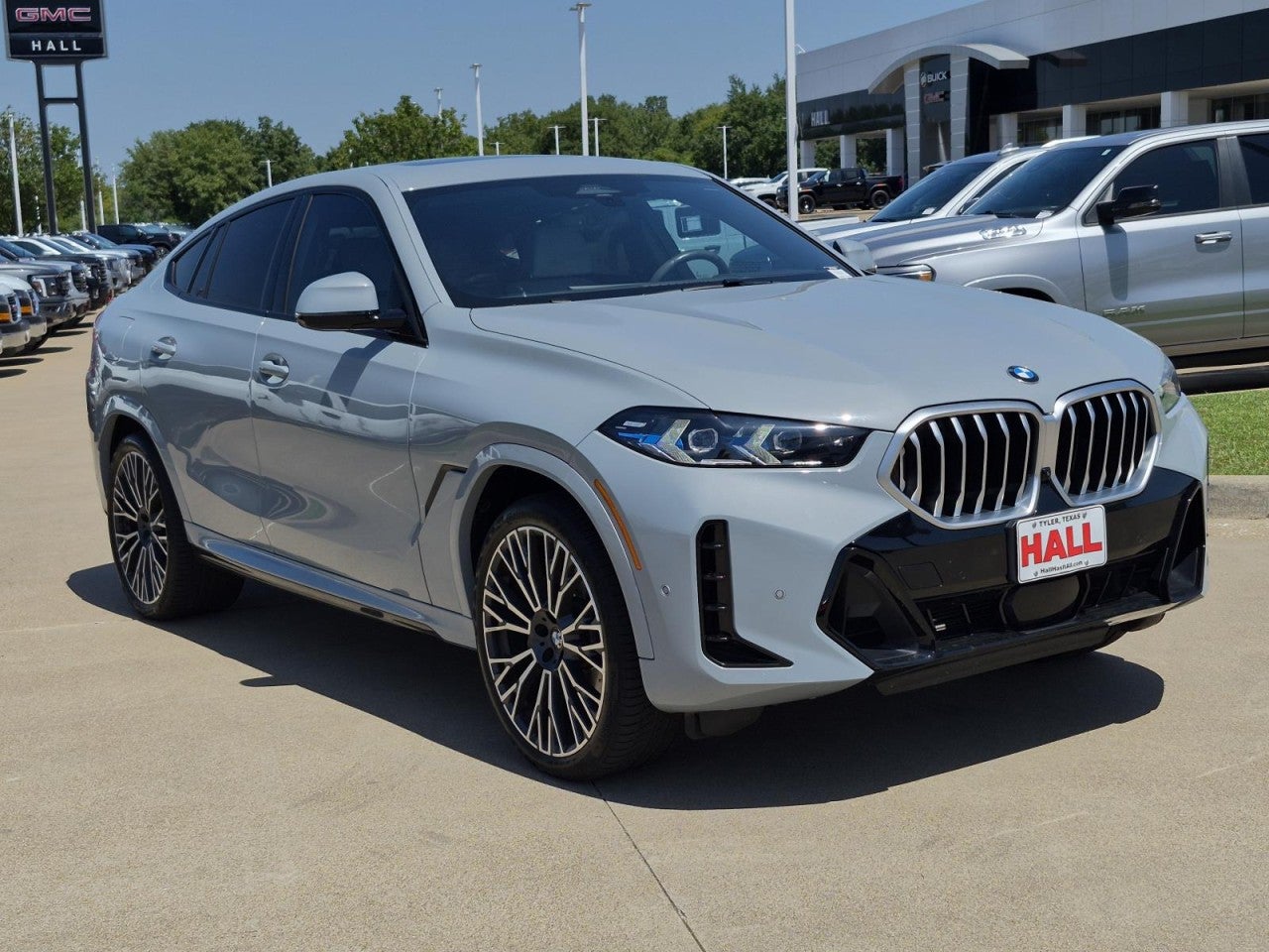  2024 BMW X6 xDrive40i AWD   