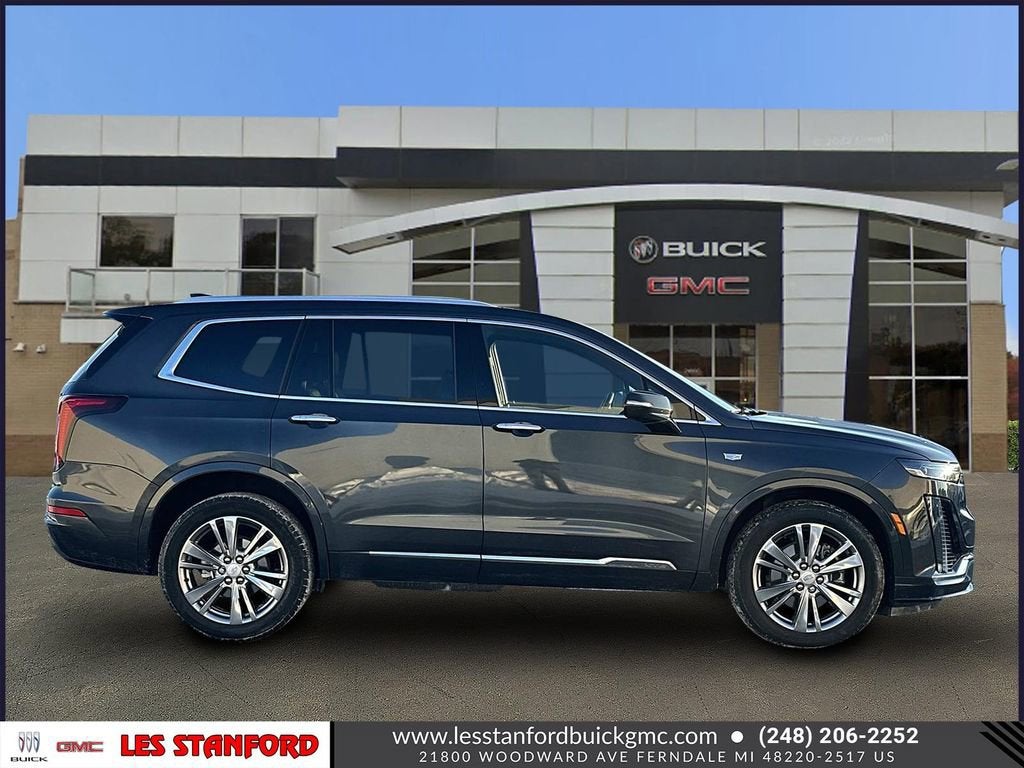 View vehicle photo 7