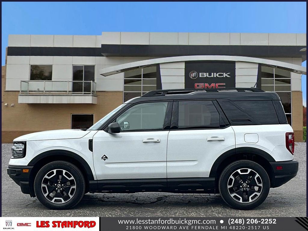 View vehicle photo 2