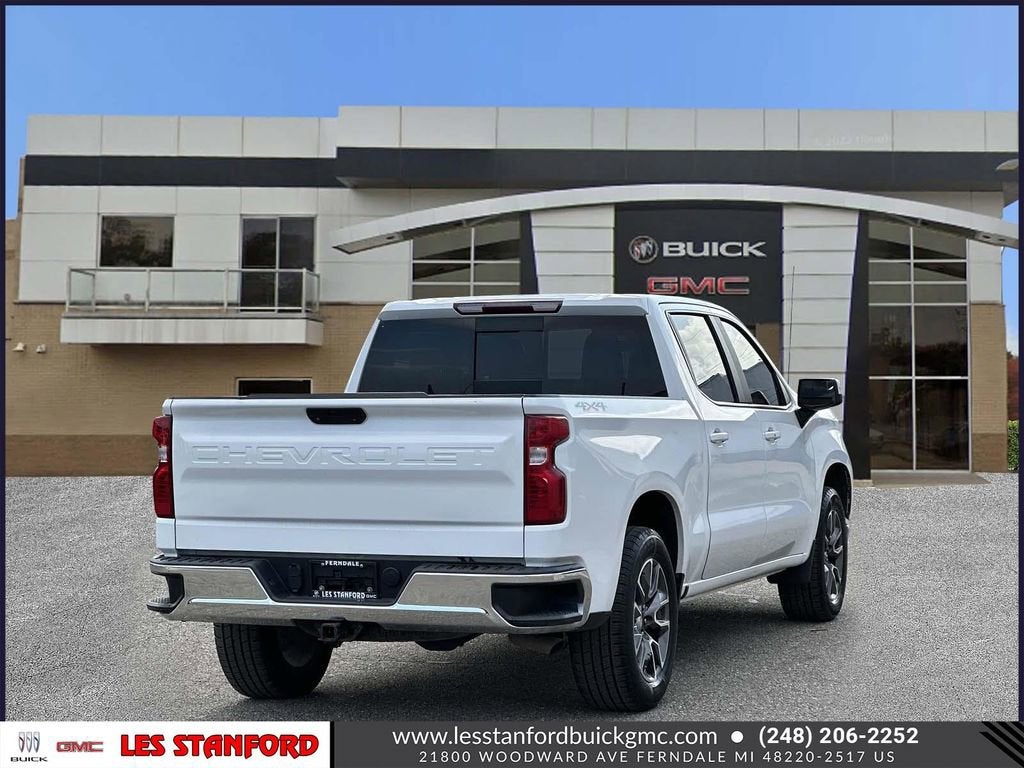 View vehicle photo 6