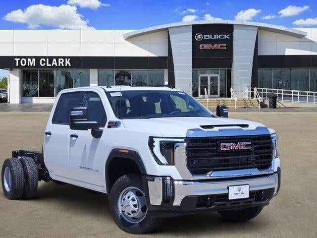 Summit White 2026 GMC Sierra 3500HD Chassis Pickup Truck Four-Wheel Drive Automatic