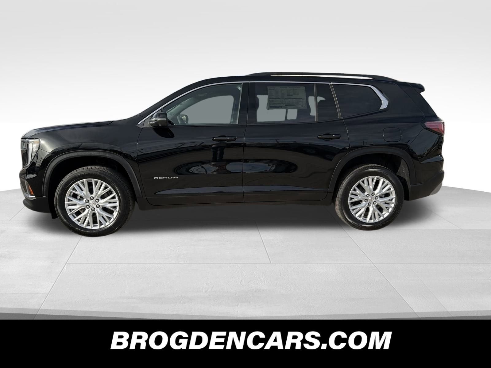View vehicle photo 5