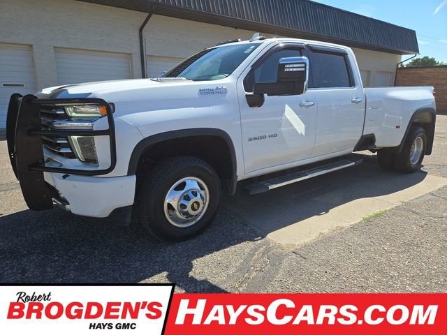  2022 Chevrolet Silverado 3500HD High Country Crew Cab LB DRW 4WD   