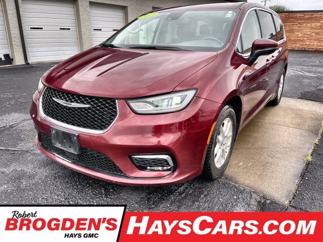  2023 Chrysler Pacifica Touring L FWD   