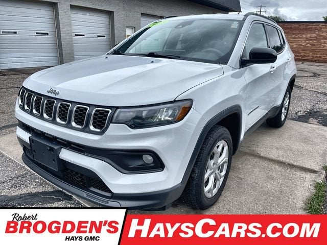  2024 Jeep Compass Latitude 4WD   