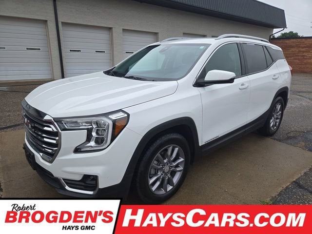  2024 GMC Terrain SLT FWD   