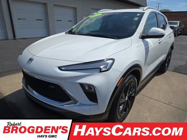  2024 Buick Encore GX Sport Touring FWD   