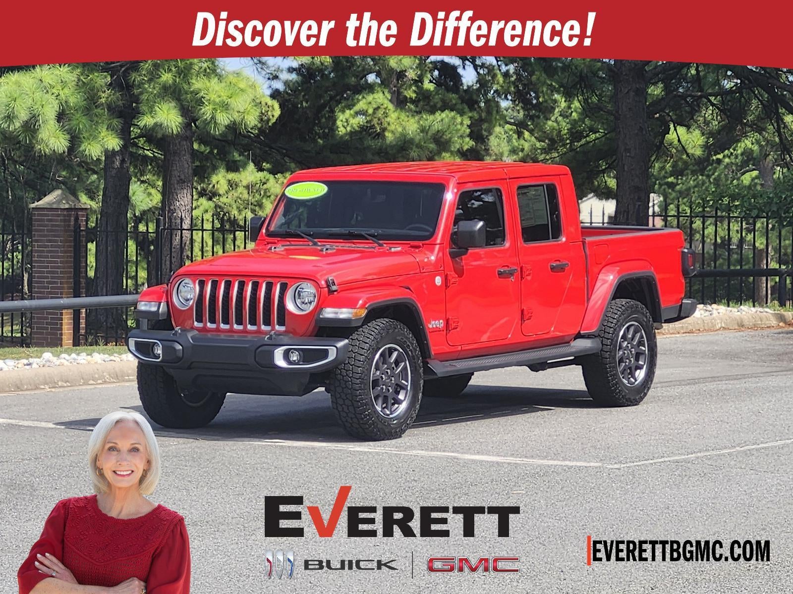  2023 Jeep Gladiator Overland Crew Cab 4WD   