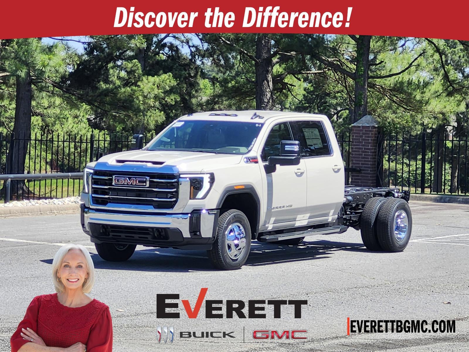 Coastal Dune 2026 GMC Sierra 3500HD Chassis Pickup Truck Four-Wheel Drive Automatic