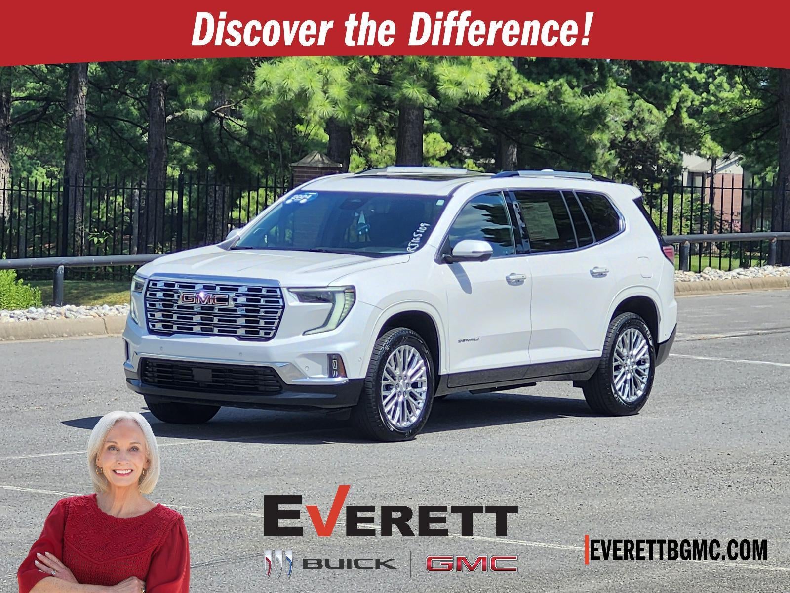 White Frost Tricoat 2024 GMC Acadia SUV / Crossover Front-Wheel Drive Automatic