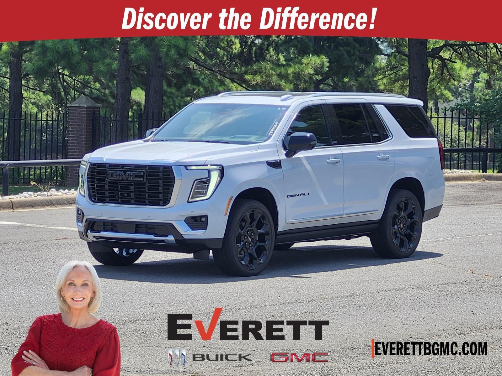 Glacier White Tricoat 2026 GMC Yukon SUV / Crossover Four-Wheel Drive Automatic