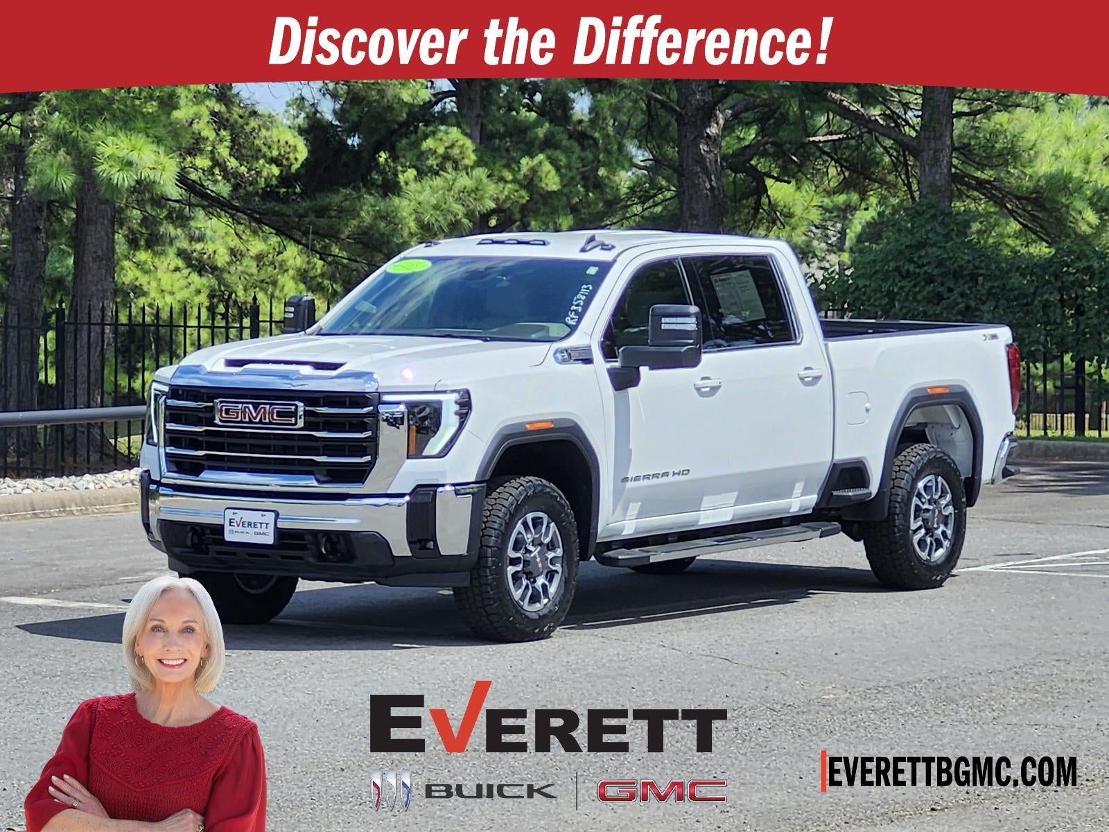 Summit White 2024 GMC Sierra 2500HD Pickup Truck Four-Wheel Drive Automatic