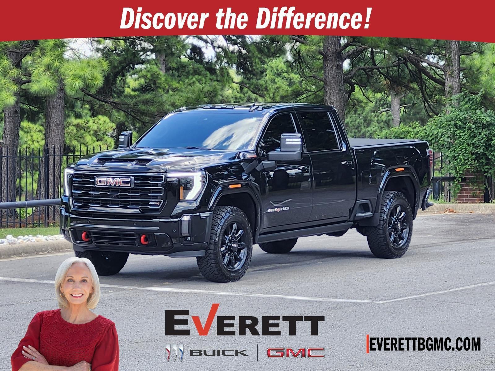  2024 GMC Sierra 2500HD AT4 Crew Cab 4WD   