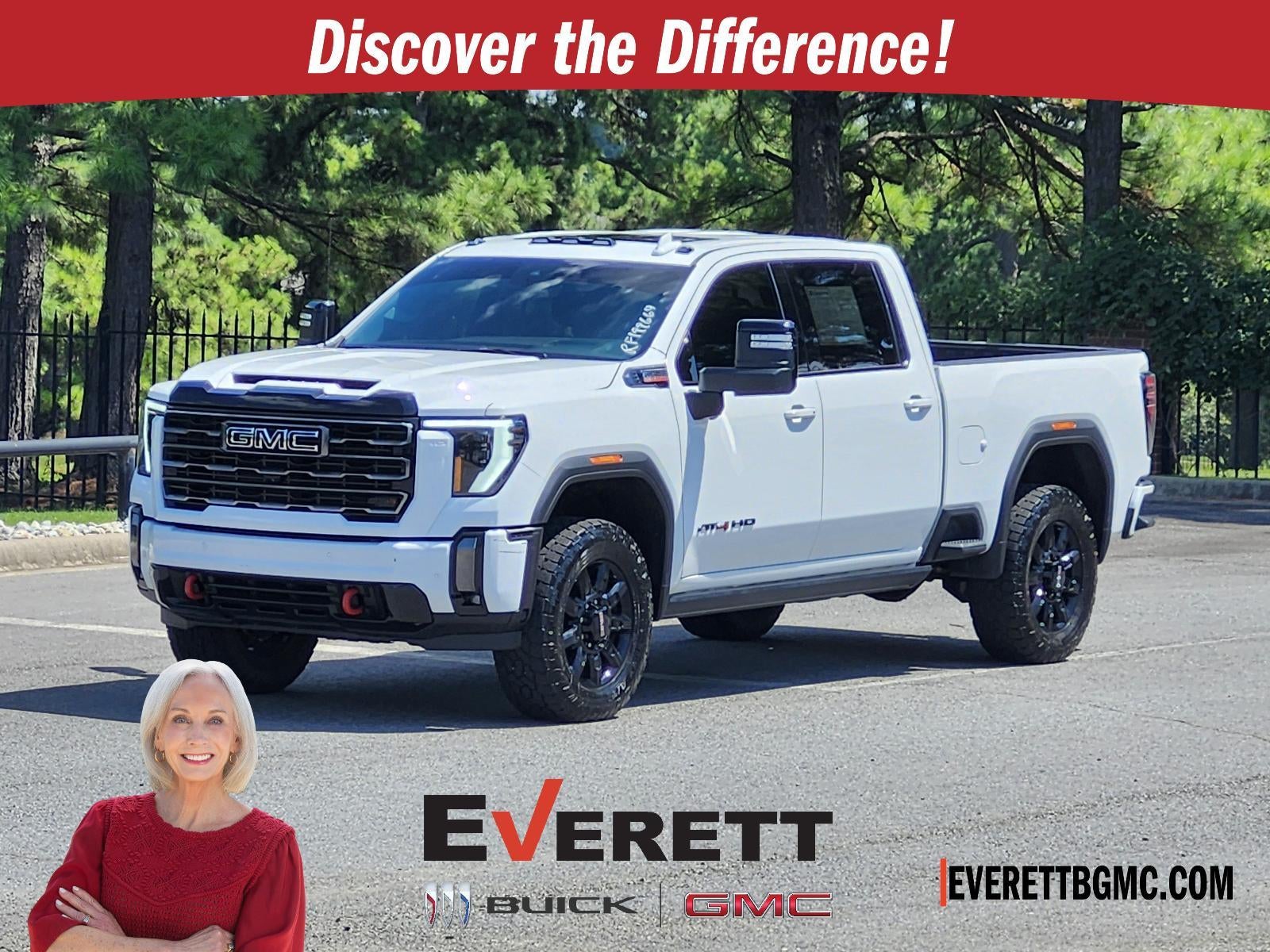 2024 GMC Sierra 2500HD AT4 Crew Cab 4WD   