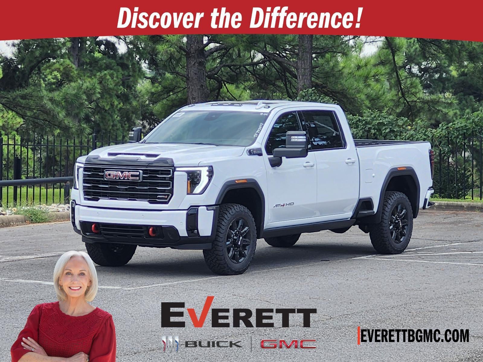 Summit White 2026 GMC Sierra 2500HD Pickup Truck Four-Wheel Drive Automatic