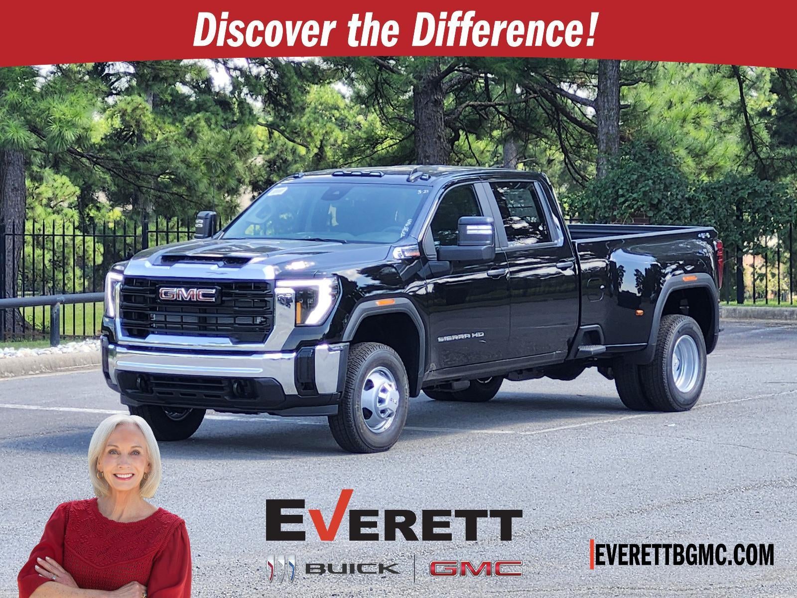 Onyx Black 2026 GMC Sierra 3500HD Pickup Truck Four-Wheel Drive Automatic