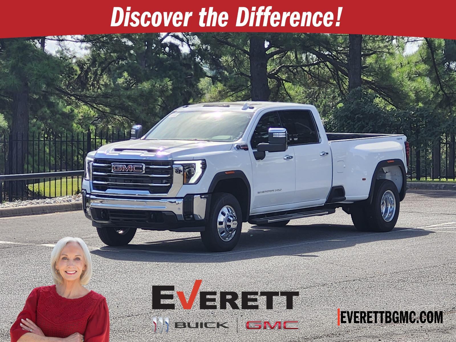 Summit White 2026 GMC Sierra 3500HD Pickup Truck Four-Wheel Drive Automatic
