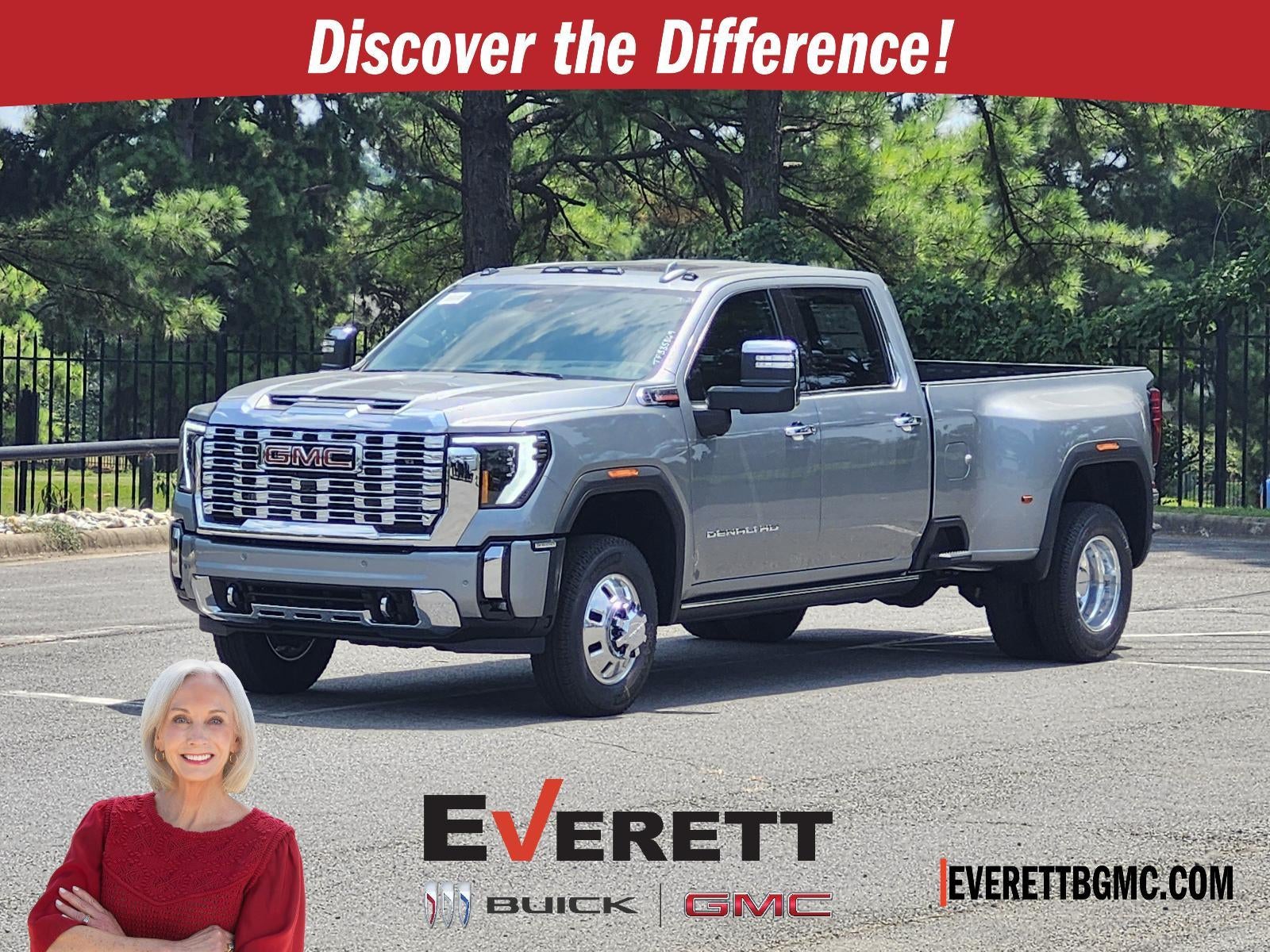 Sterling Metallic 2026 GMC Sierra 3500HD Pickup Truck Four-Wheel Drive Automatic