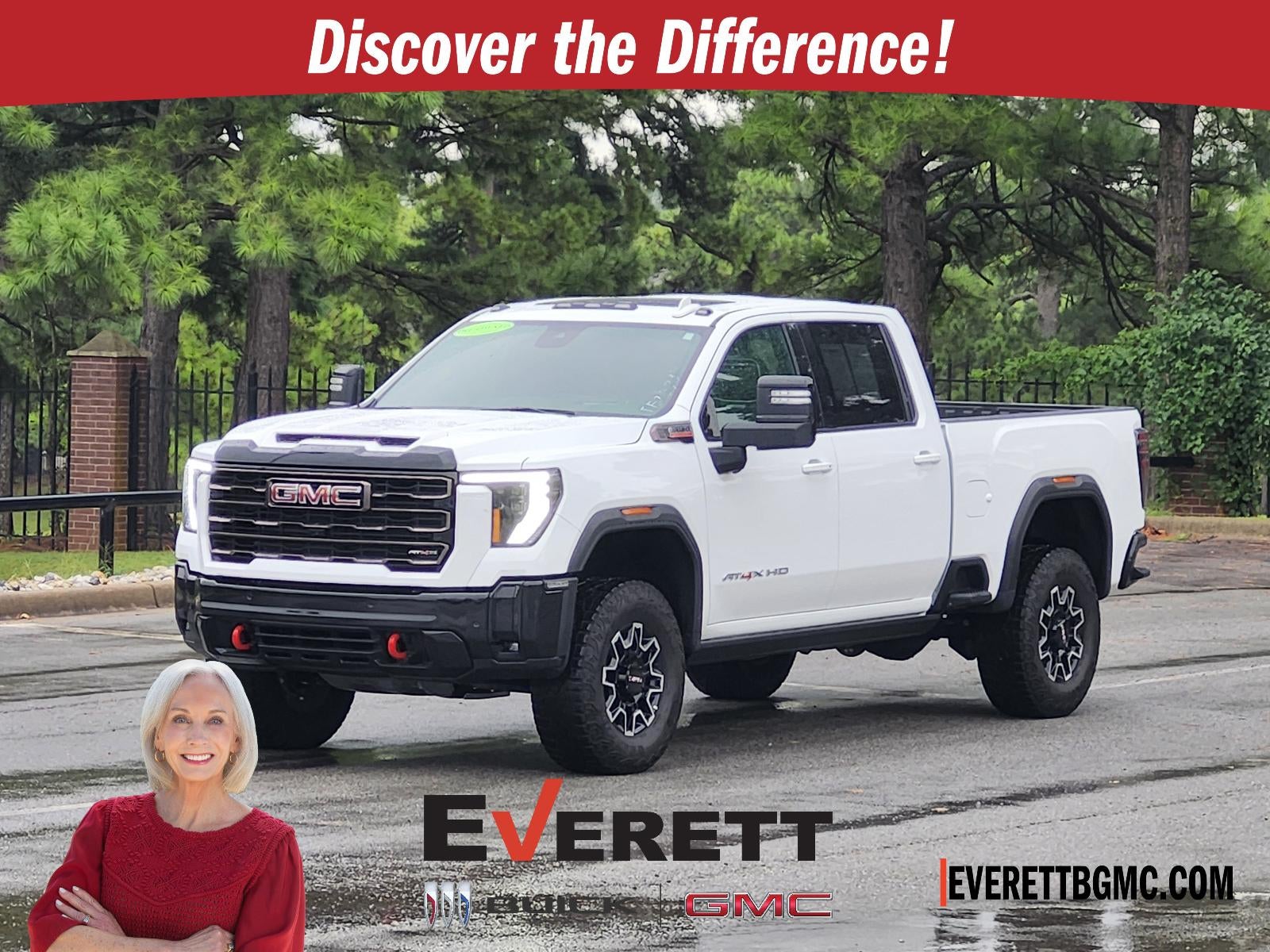 Summit White 2026 GMC Sierra 2500HD Pickup Truck Four-Wheel Drive Automatic