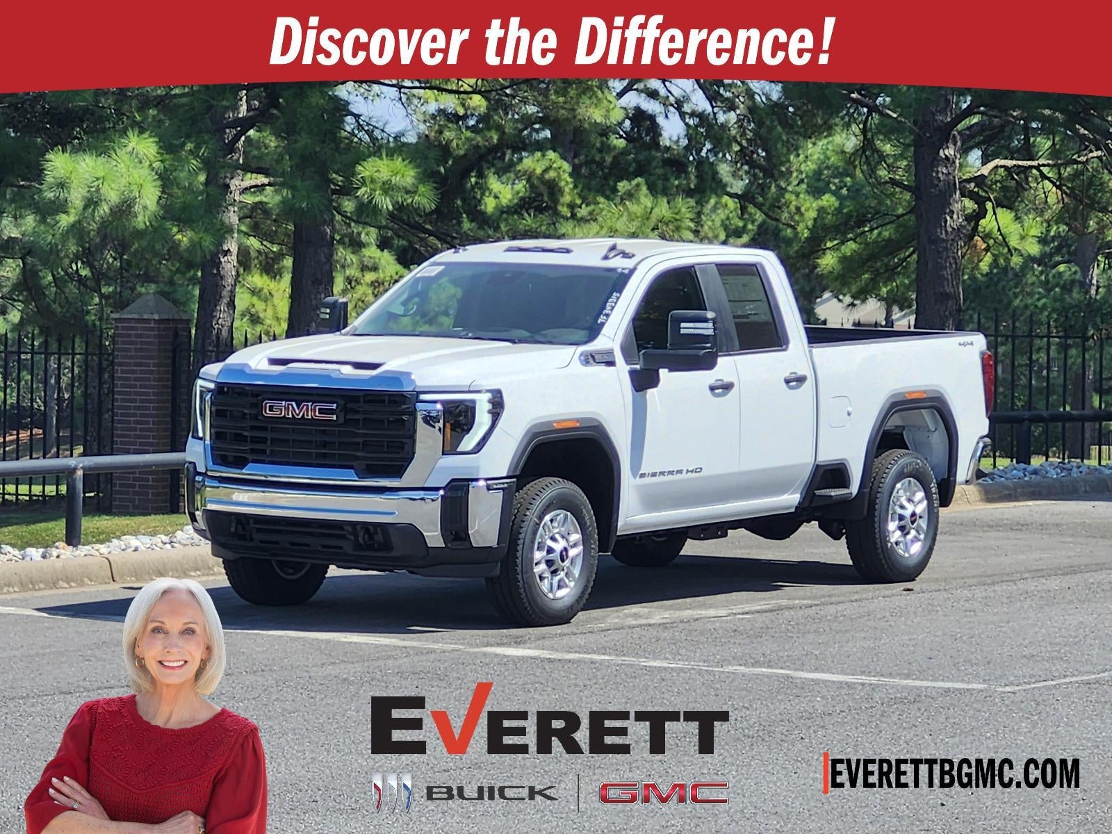 Summit White 2026 GMC Sierra 2500HD Pickup Truck Four-Wheel Drive Automatic