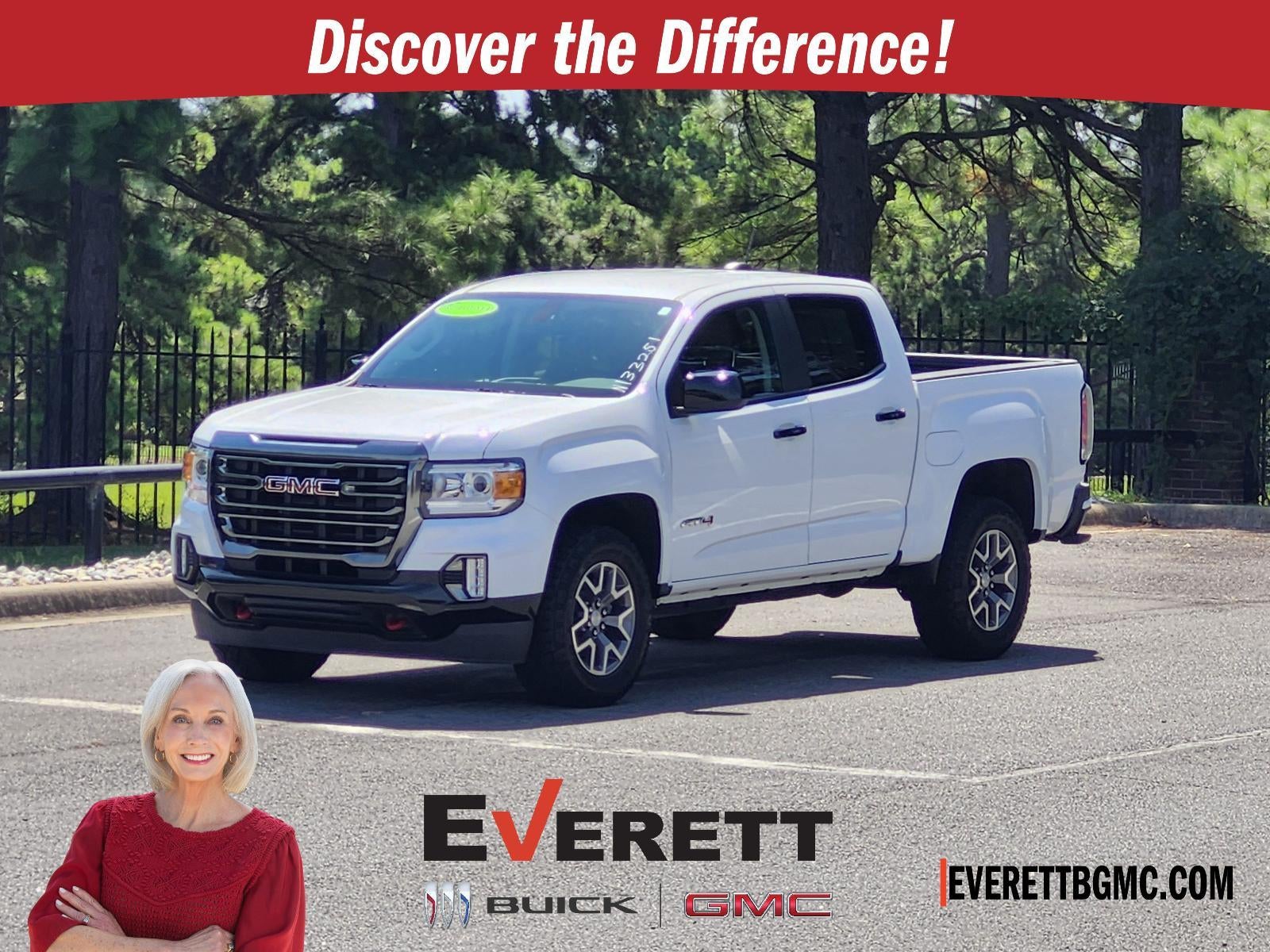  2022 GMC Canyon AT4 Crew Cab 4WD with Leather   