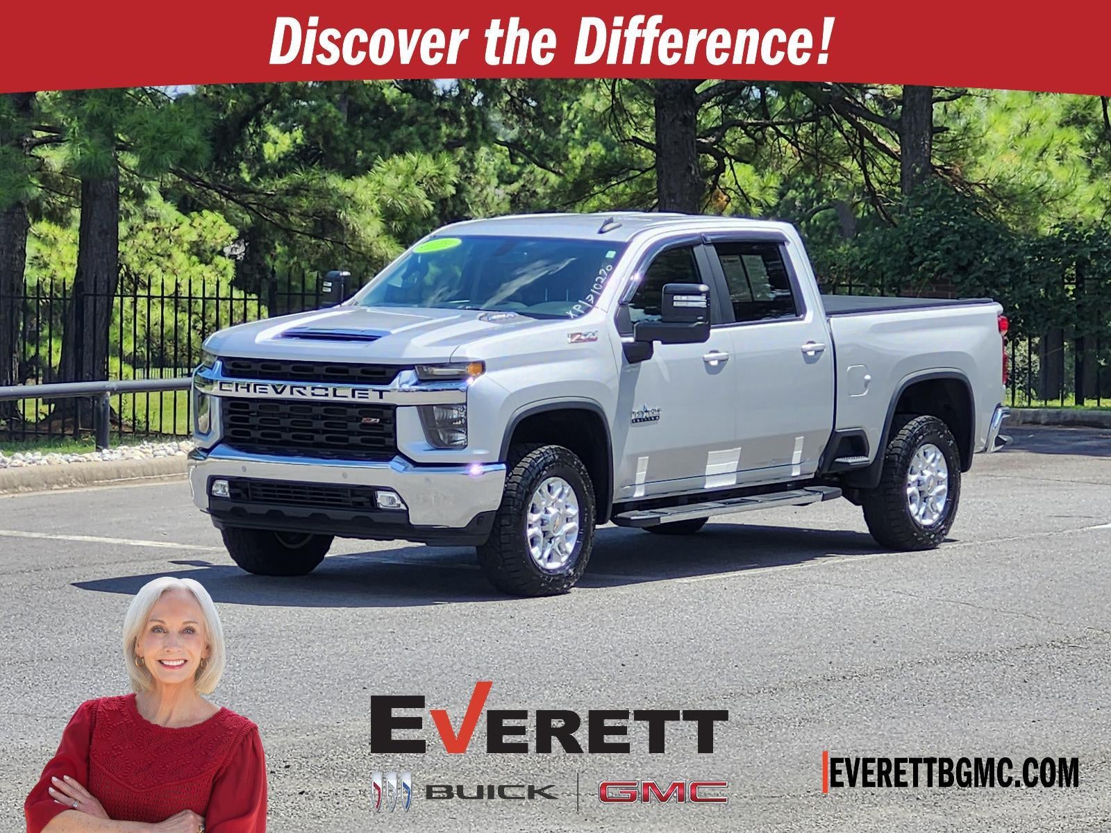 2023 Chevrolet Silverado 2500HD Plata (Silver Ice Metallic) Camioneta Todo terreno Automática