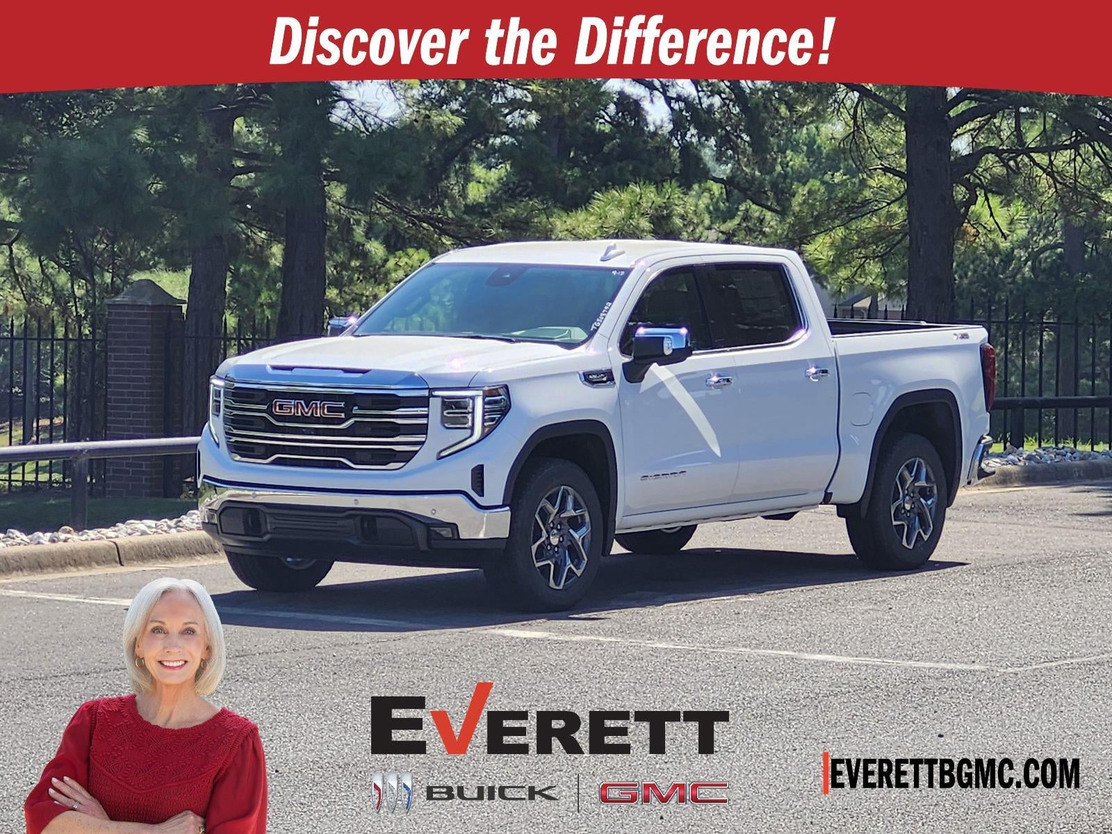 Summit White 2026 GMC Sierra 1500 Pickup Truck Four-Wheel Drive Automatic