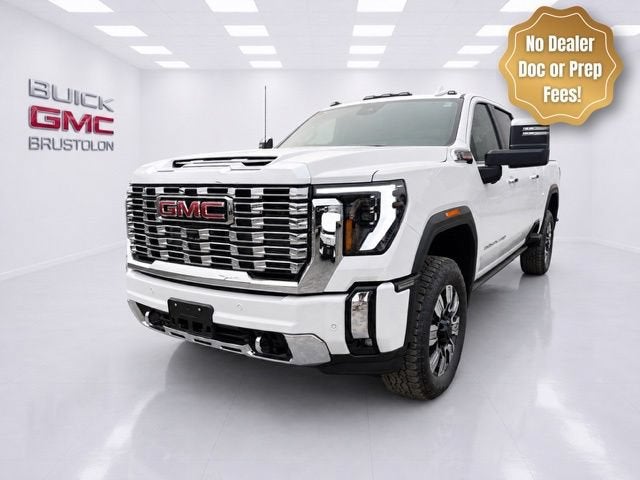 Summit White 2026 GMC Sierra 2500HD Pickup Truck Four-Wheel Drive Automatic