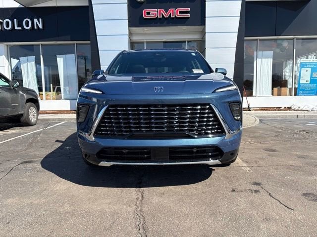 View vehicle photo 4