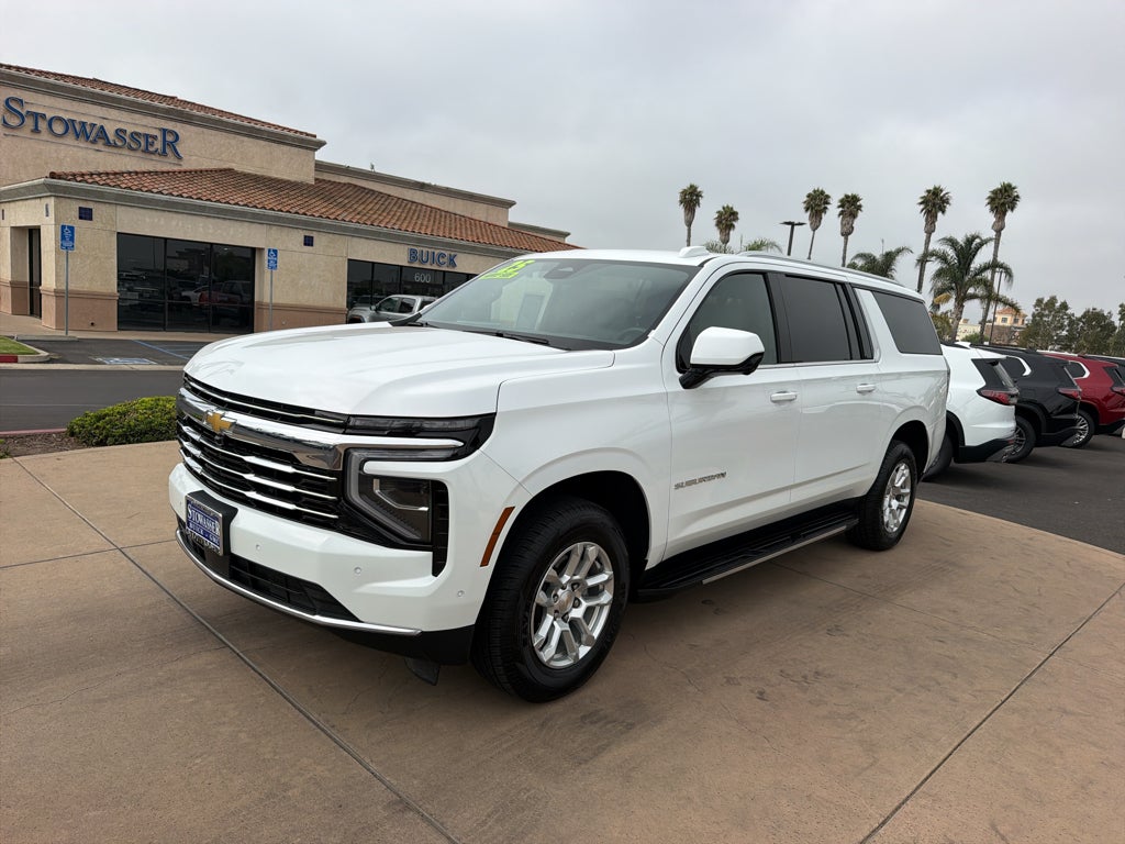 2025 Chevrolet Suburban LT 4WD