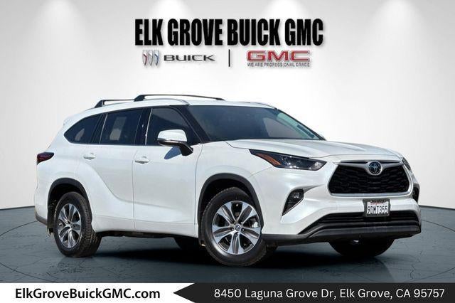  2022 Toyota Highlander SUV / Crossover All-Wheel Drive Automatic