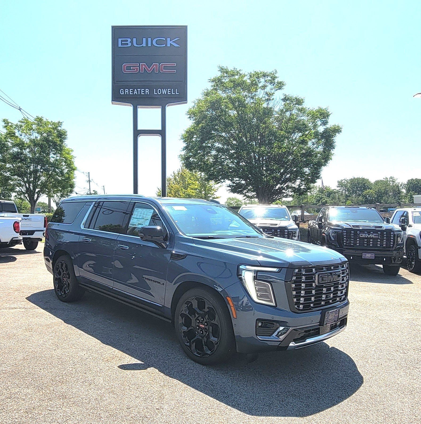 Downpour Metallic 2026 GMC Yukon XL SUV / Crossover Four-Wheel Drive Automatic