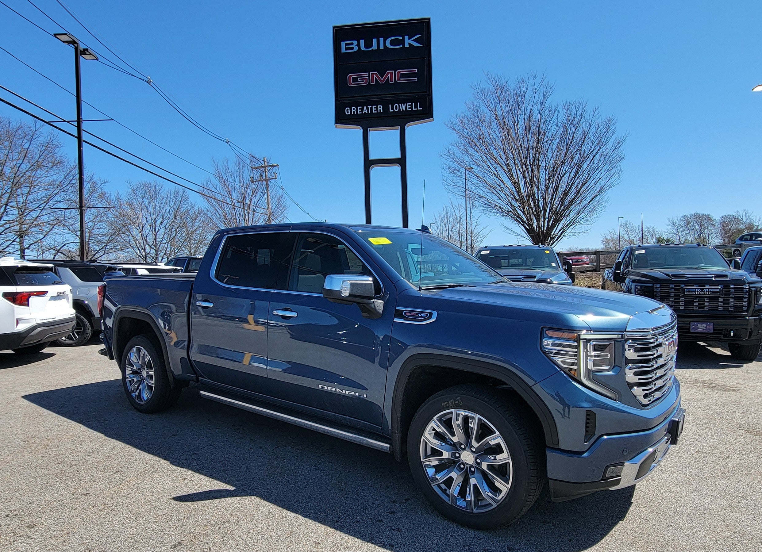 Downpour Metallic 2026 GMC Sierra 1500 Pickup Truck Four-Wheel Drive Automatic