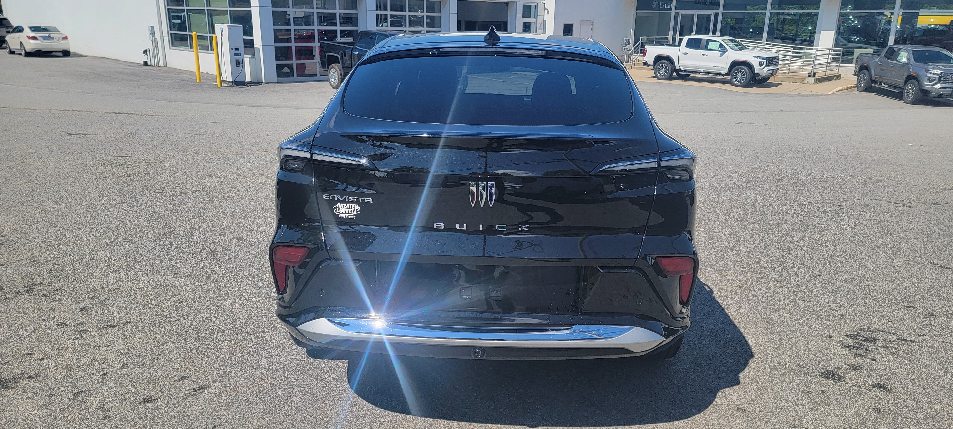 View vehicle photo 3