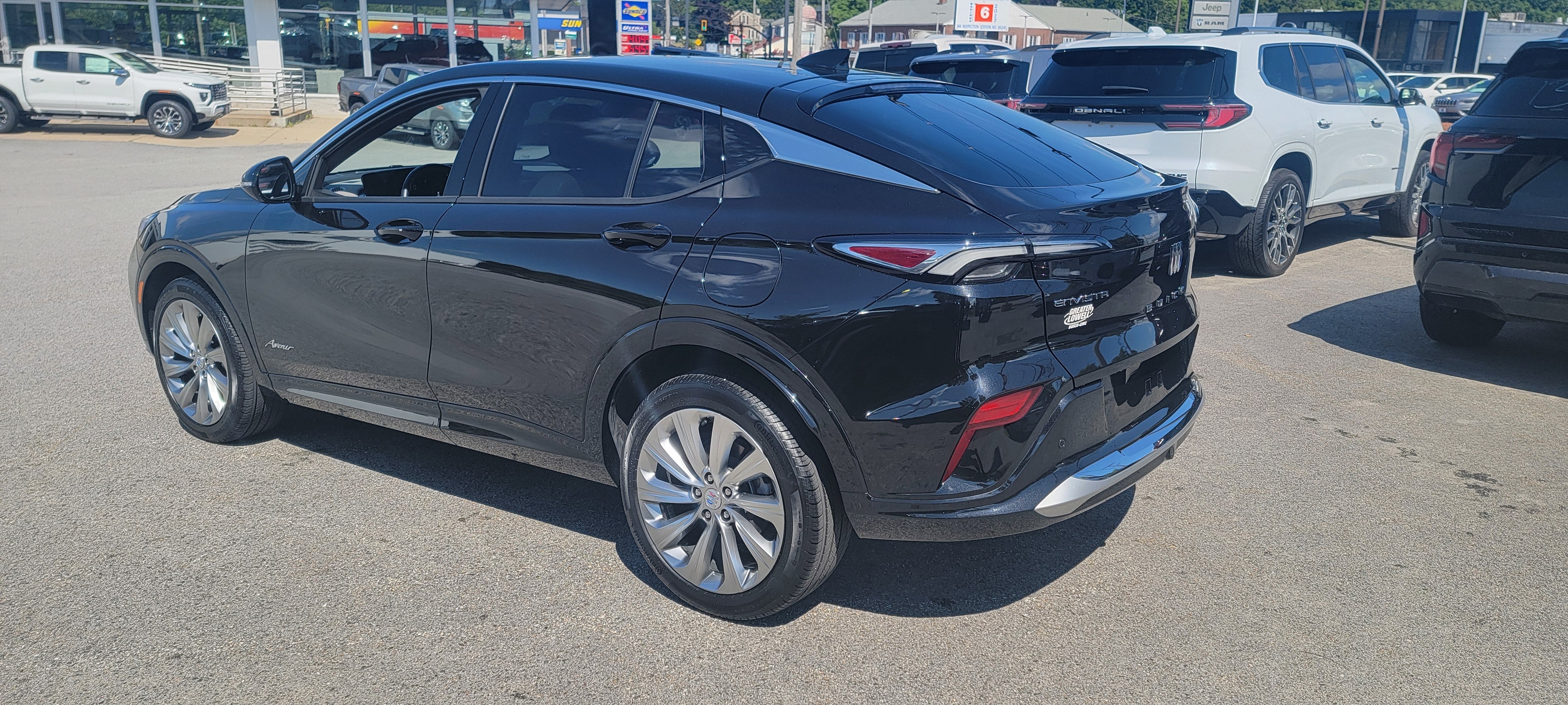 View vehicle photo 6