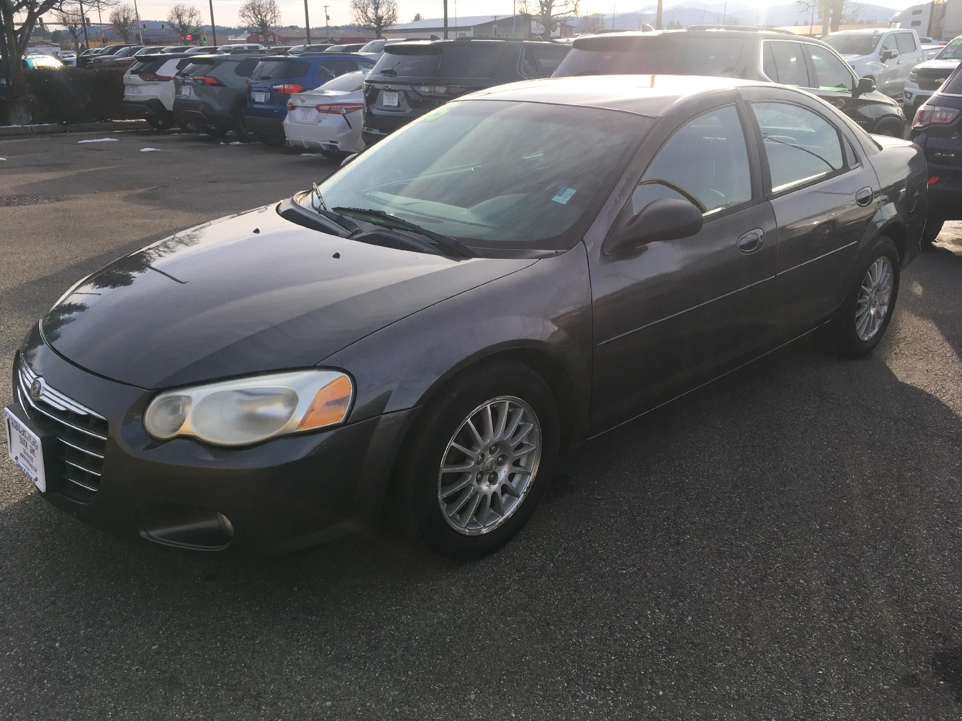 2005 Chrysler Sebring Touring Sedan FWD