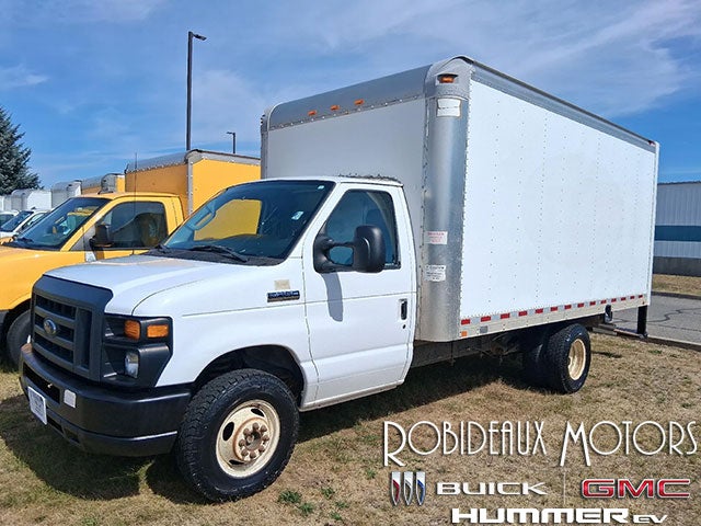  2016 Ford E-Series Chassis E-350 Super Duty 138 Cutaway RWD   