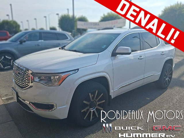 White Frost Tricoat 2017 GMC Acadia SUV / Crossover Four-Wheel Drive Automatic