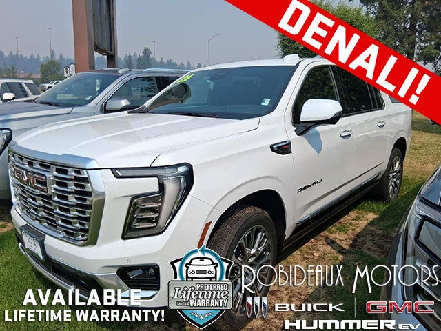 Glacier White Tricoat 2026 GMC Yukon XL SUV / Crossover Four-Wheel Drive Automatic