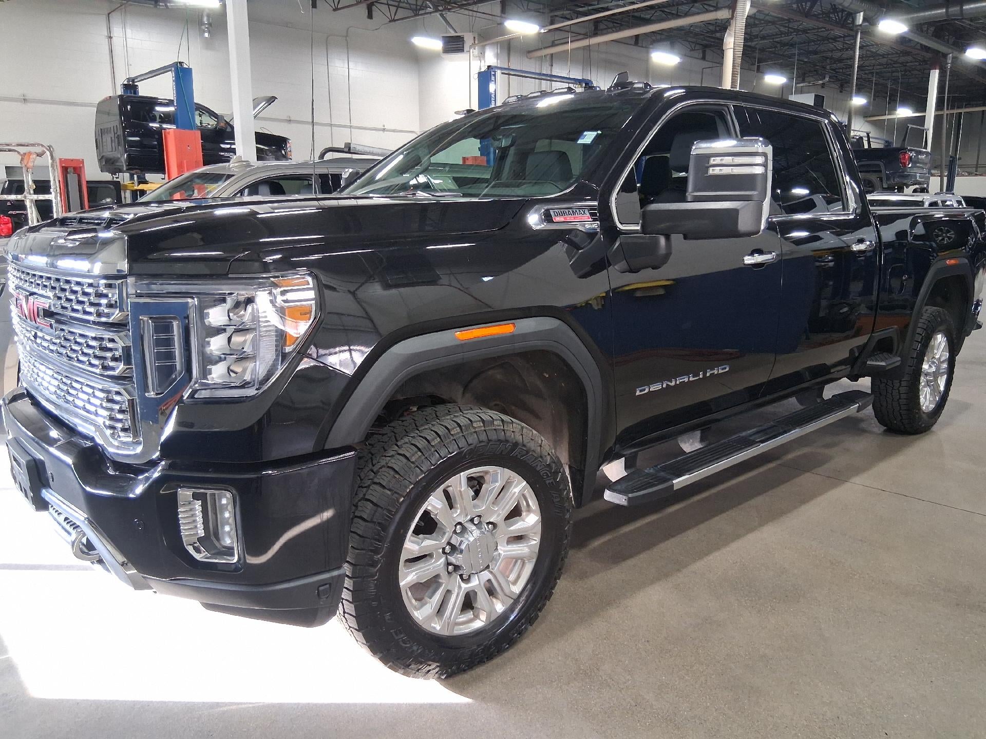 2023 GMC Sierra 2500HD Denali Crew Cab 4WD   