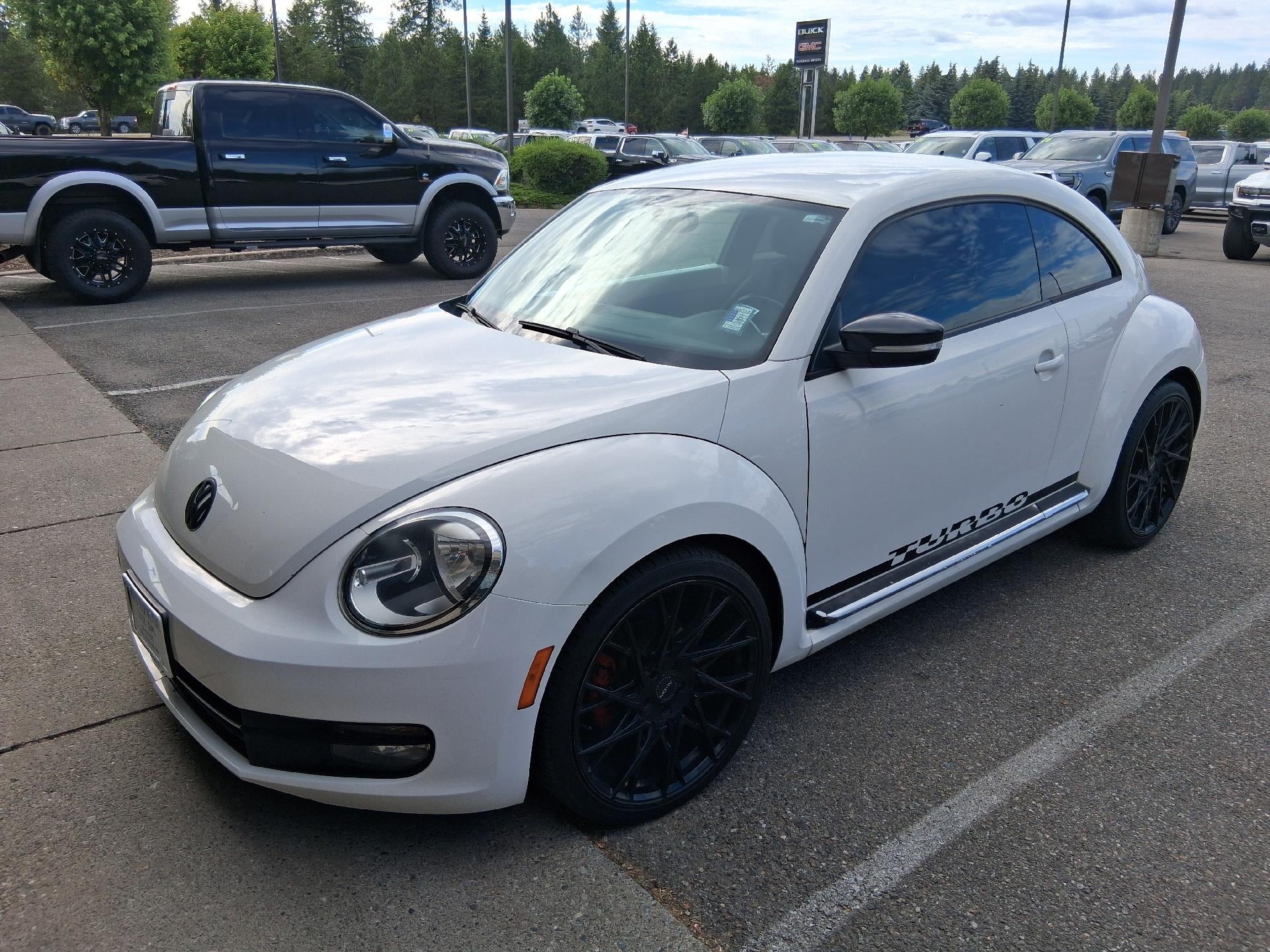 White 2012 Volkswagen Beetle Hatchback  Automatic