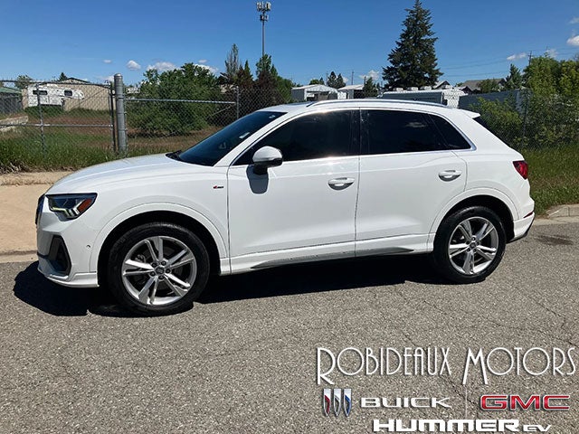 White 2020 Audi Q3 SUV / Crossover  Automatic