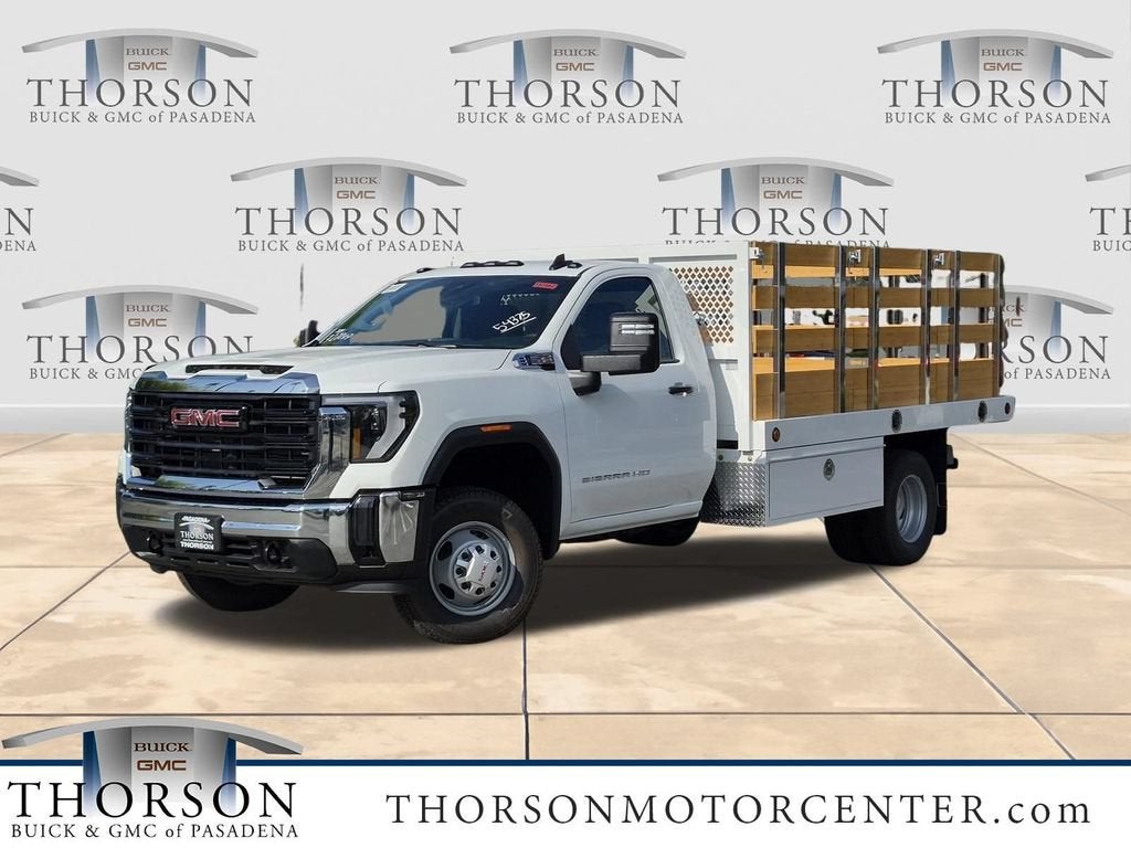 Summit White 2026 GMC Sierra 3500HD Chassis Pickup Truck 4X2 Automatic