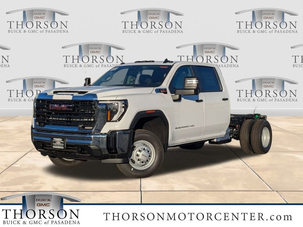 Summit White 2026 GMC Sierra 3500HD Chassis Pickup Truck 4X2 Automatic