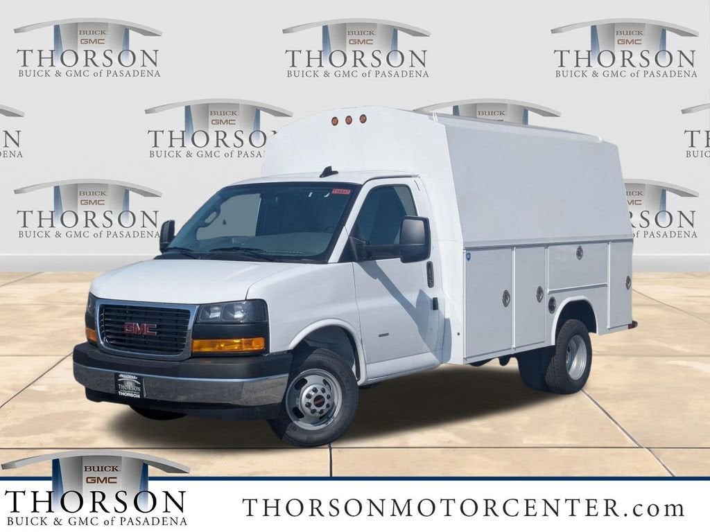 Summit White 2026 GMC Savana Chassis Van Rear-Wheel Drive Automatic