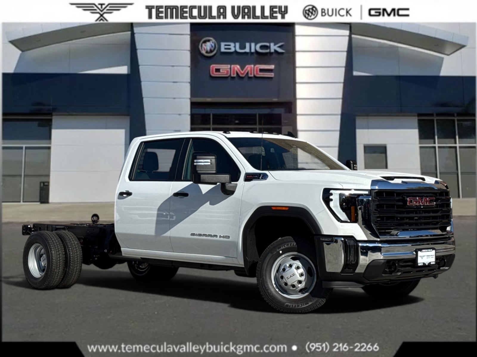 Summit White 2026 GMC Sierra 3500HD Chassis Pickup Truck 4X2 Automatic